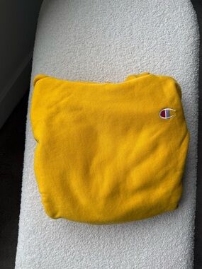 Cropped Champion Bright Yellow Pullover Sweatshirt